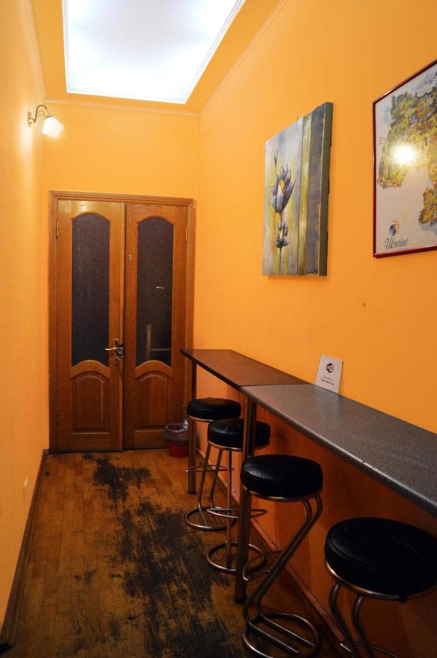 Hostel Golden Gates Kiew Exterior foto